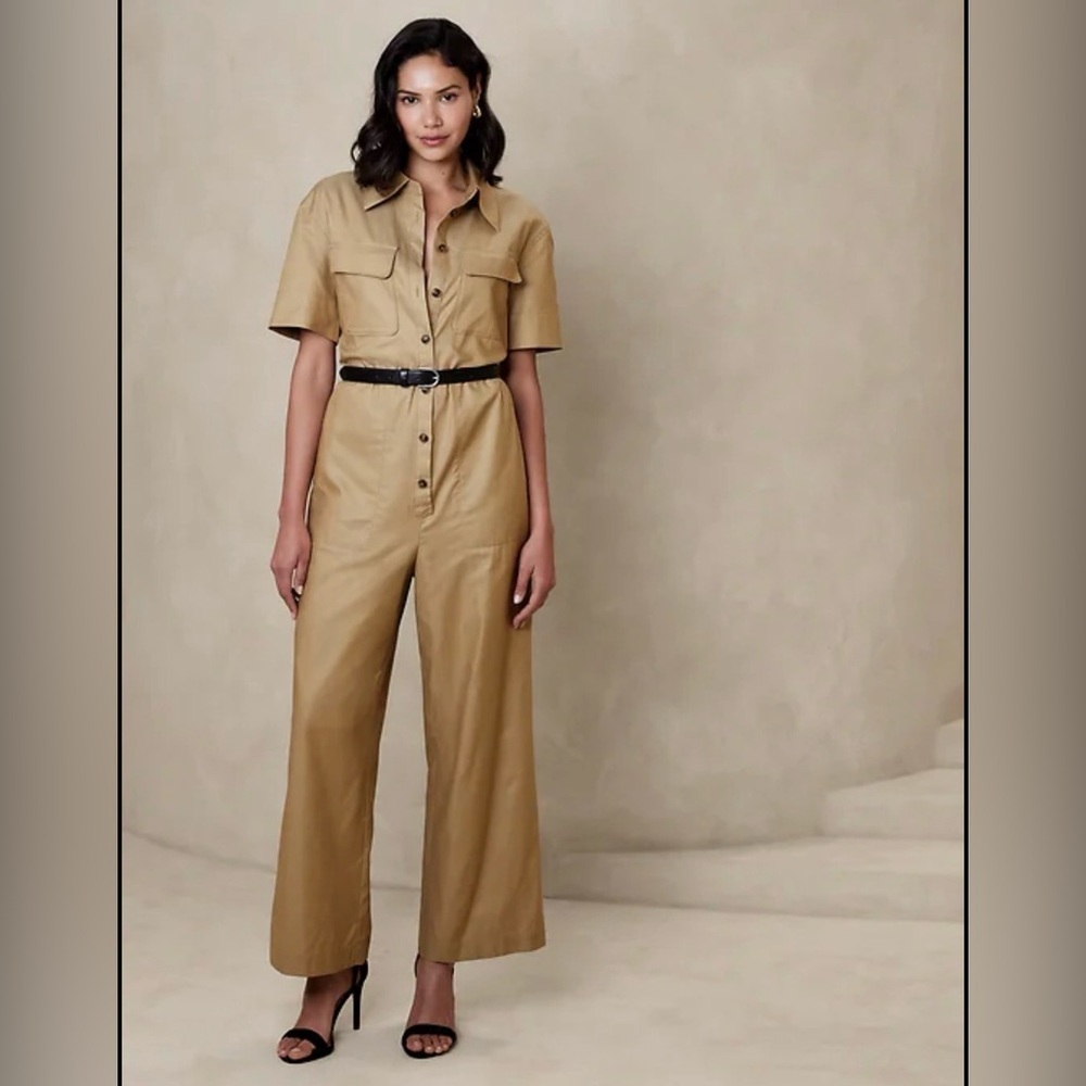 NWT Banana Republic Wide-Leg Jumpsuit in “New British Khaki” Medium - Picture 1 of 10